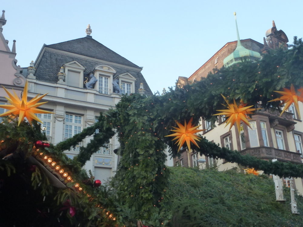 Dans le marché de Noël