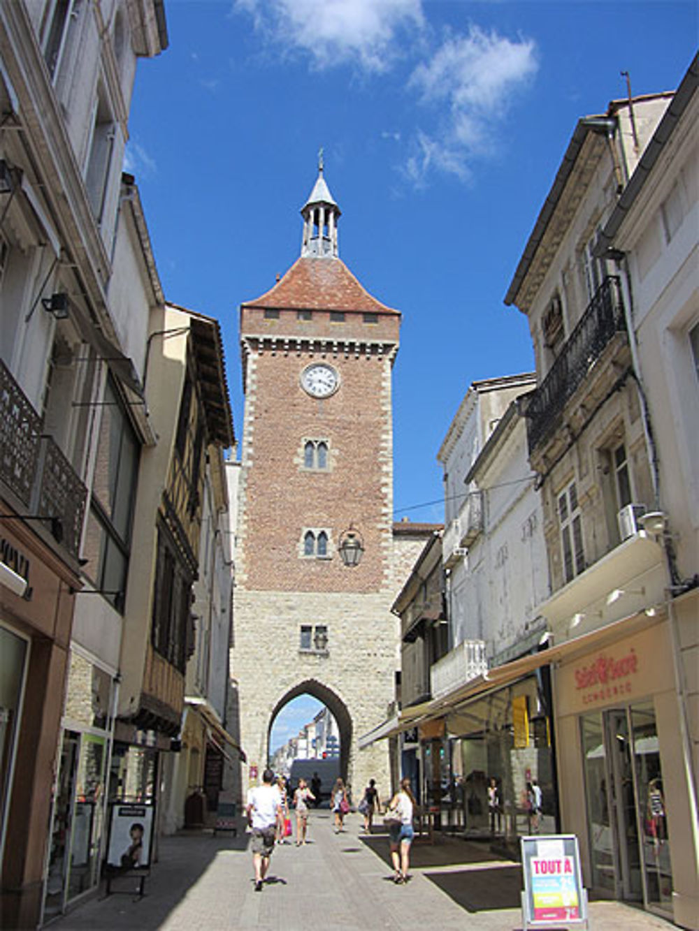 Tour de Paris à Villeneuve sur Lot