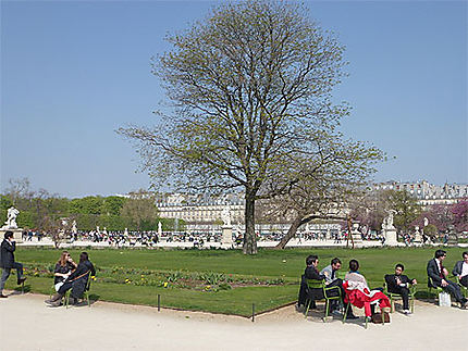 Farniente au jardin des Tuileries