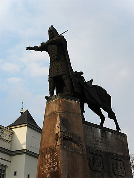 Statue de Gediminas
