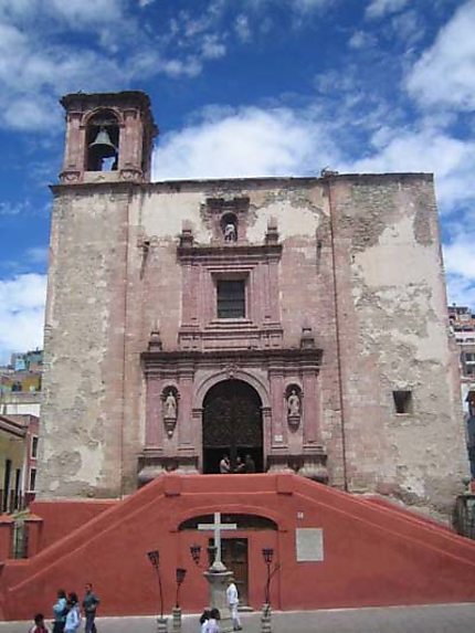 Iglesia San Fernando