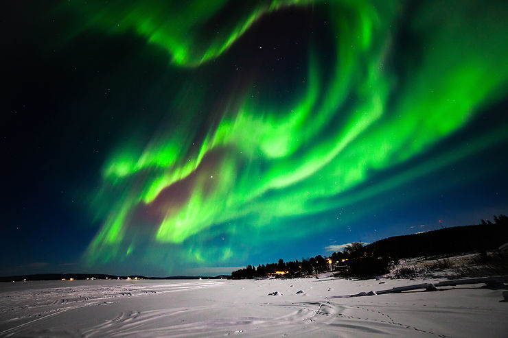 Laponie, sous les aurores boréales