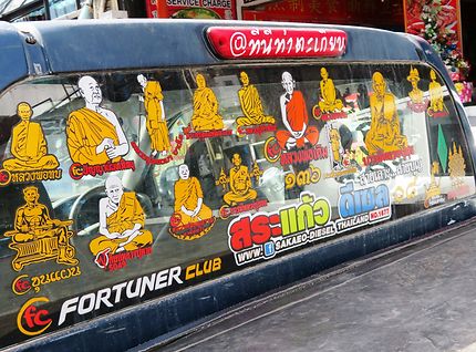 Protections religieuses sur un véhicule, Thaïlande