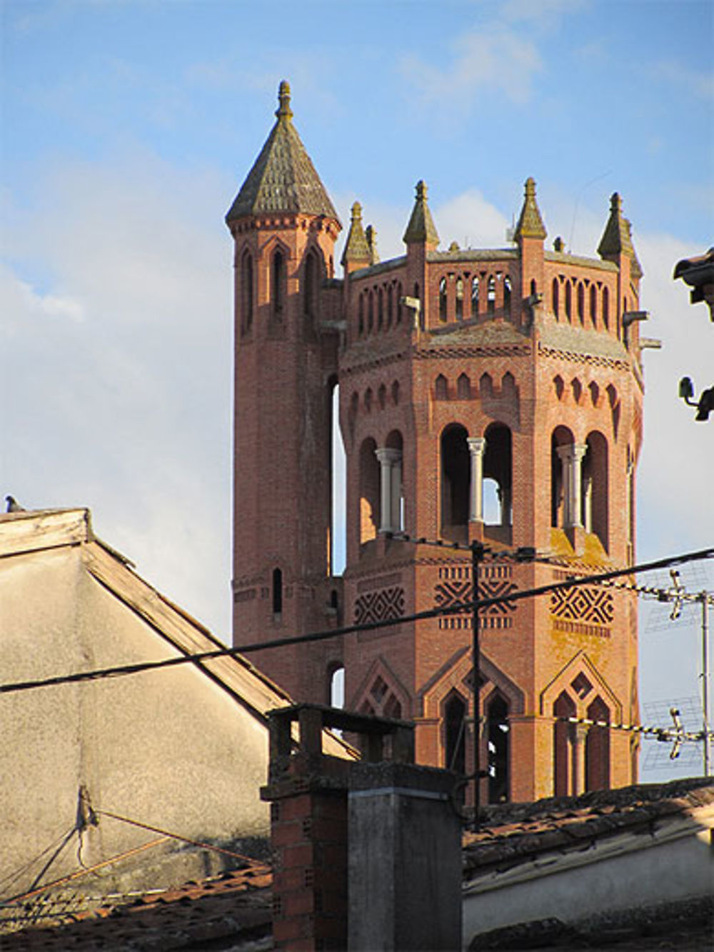 Clocher de l'église sainte Catherine à Villeneuve sur Lot