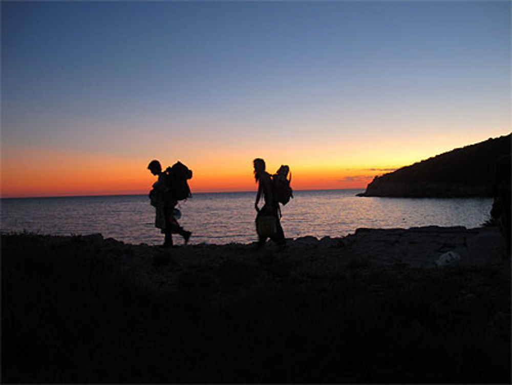 La beauté d'un coucher de soleil à Pula en Croatie