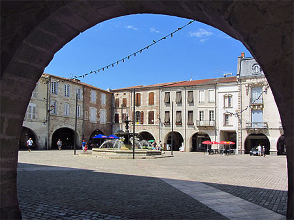 La Place Lafayette à Villeneuve sur Lot