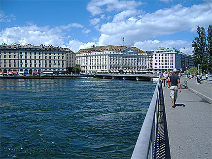 Pont du Mont-Blanc à Genève