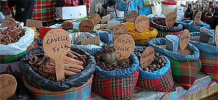 Le marché aux épices de Pointe-à-Pitre
