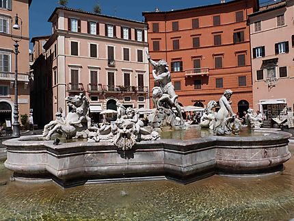 Piazza Navona fontaine de Neptune