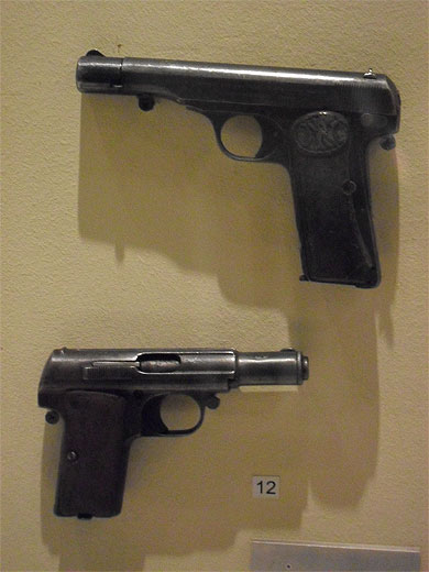 Les armes de l'attentat Les armes de l'attentat