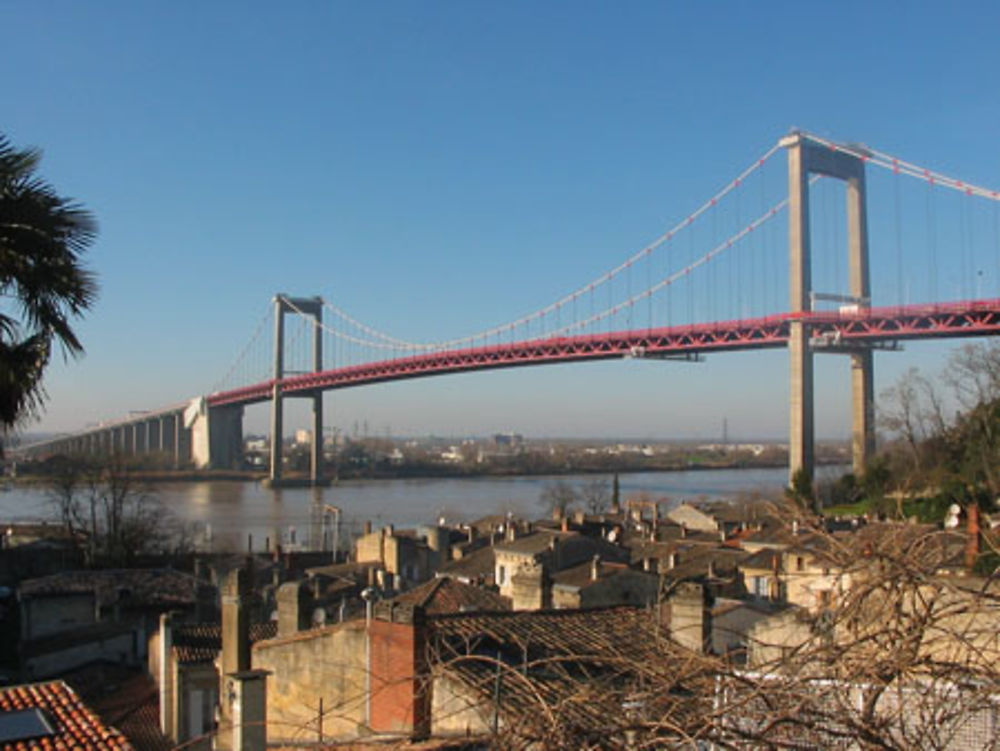 Le pont d'Aquitaine