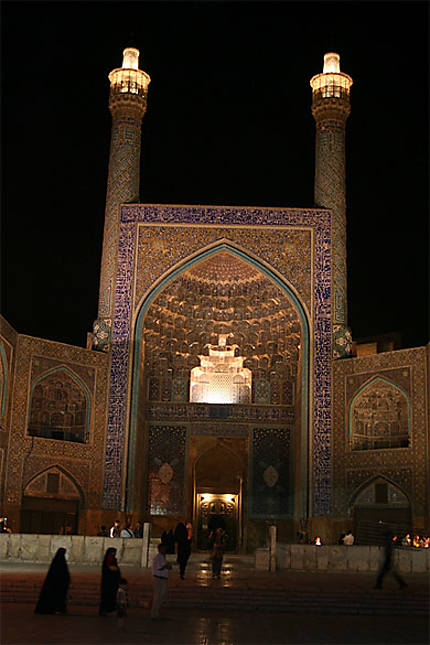 Mosquée de l'Imam by night