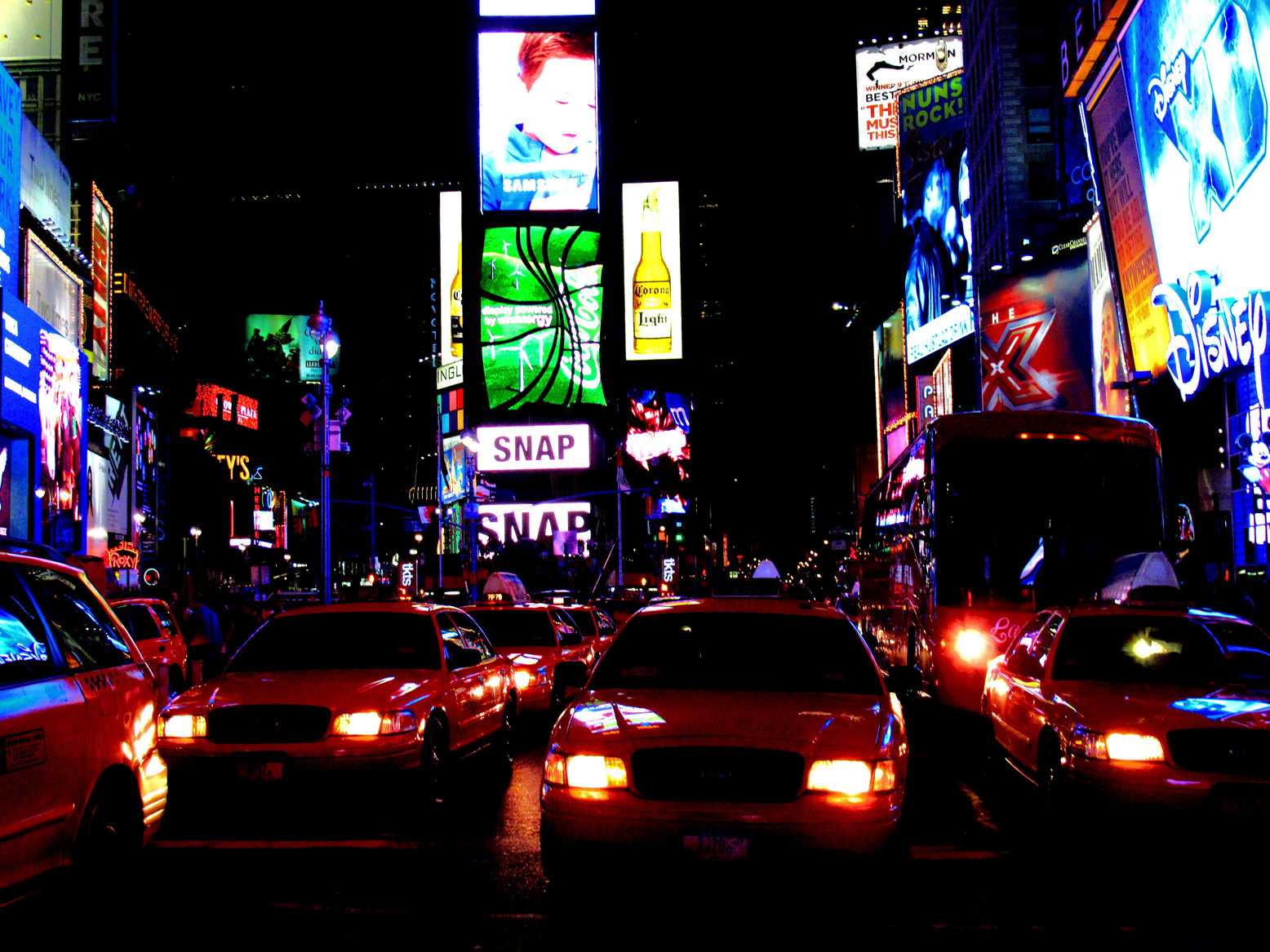 Times Square de nuit : Times Square : Theater District et Midtown West ...