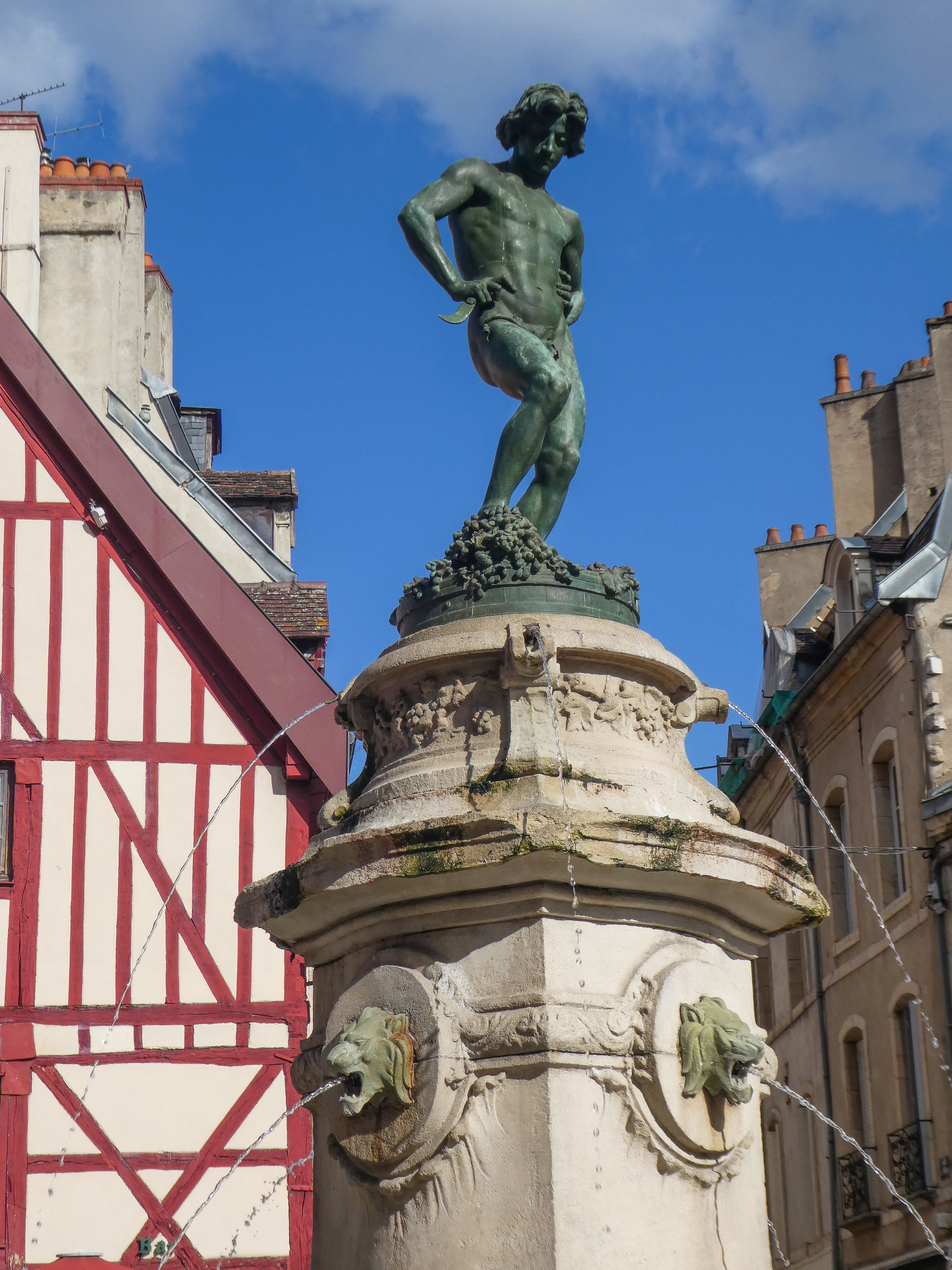 Fontaine du Bareuzai à Dijon
