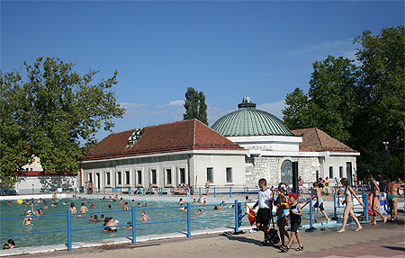 Les bains thermaux Les bains thermaux