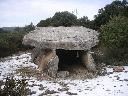 Dolmen de Champ-Vermeil Dolmen de Champ-Vermeil