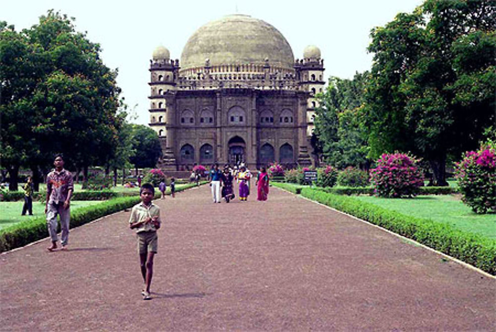 Le Golgumbaz de Bîjâpur