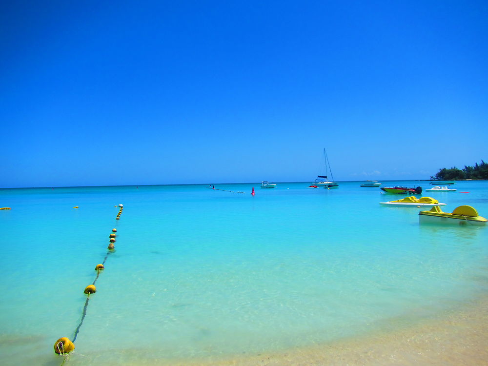 Vue depuis la plage de Pereybère