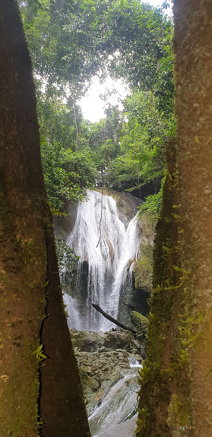 Bantakay Falls