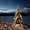 Sapin et nuit polaire sur le lac gelé