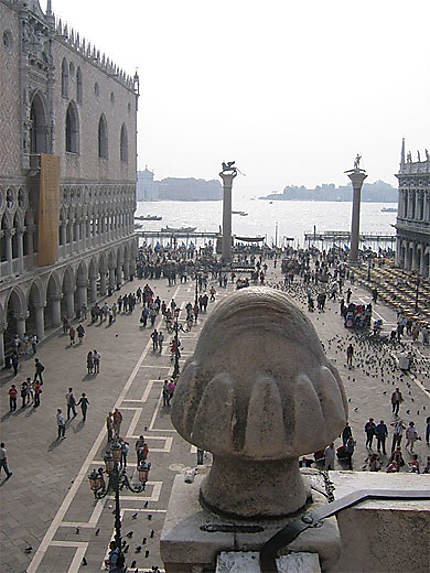 Palais des Doges et les colonnes de San Marco et San Teodoro
