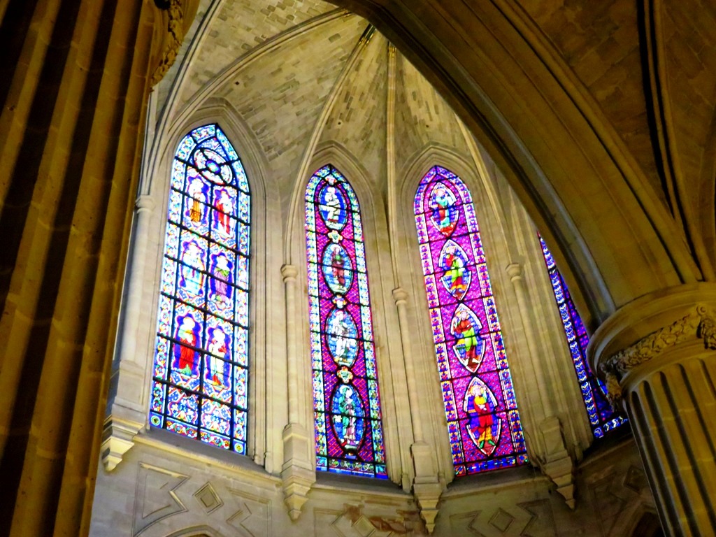 Vitraux à Saint-Germain-l'Auxerrois Vitraux à Saint-Germain-l'Auxerrois