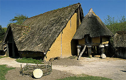 Habitat préhistorique, parc Samara, La Chaussée Tirancourt