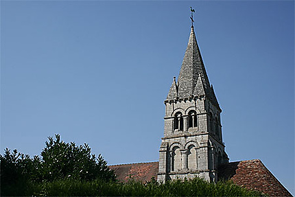 Belle église de Saint-Vaast-de-Longmont