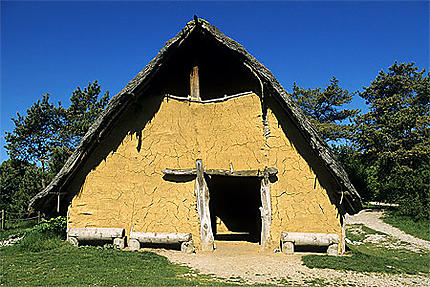 Habitat préhistorique, parc Samara, La Chaussée Tirancourt