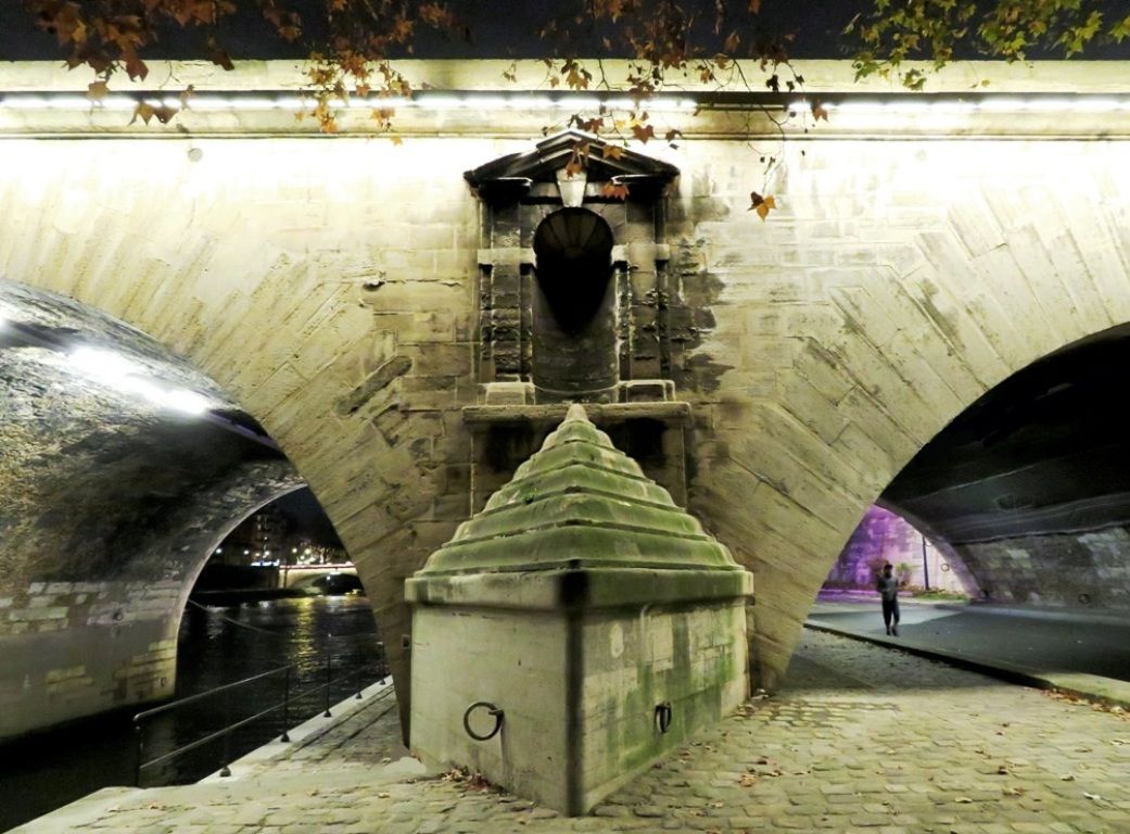 Arche du Pont Marie 