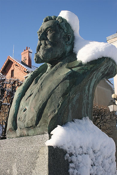 Buste de Jean Jaurès Buste de Jean Jaurès