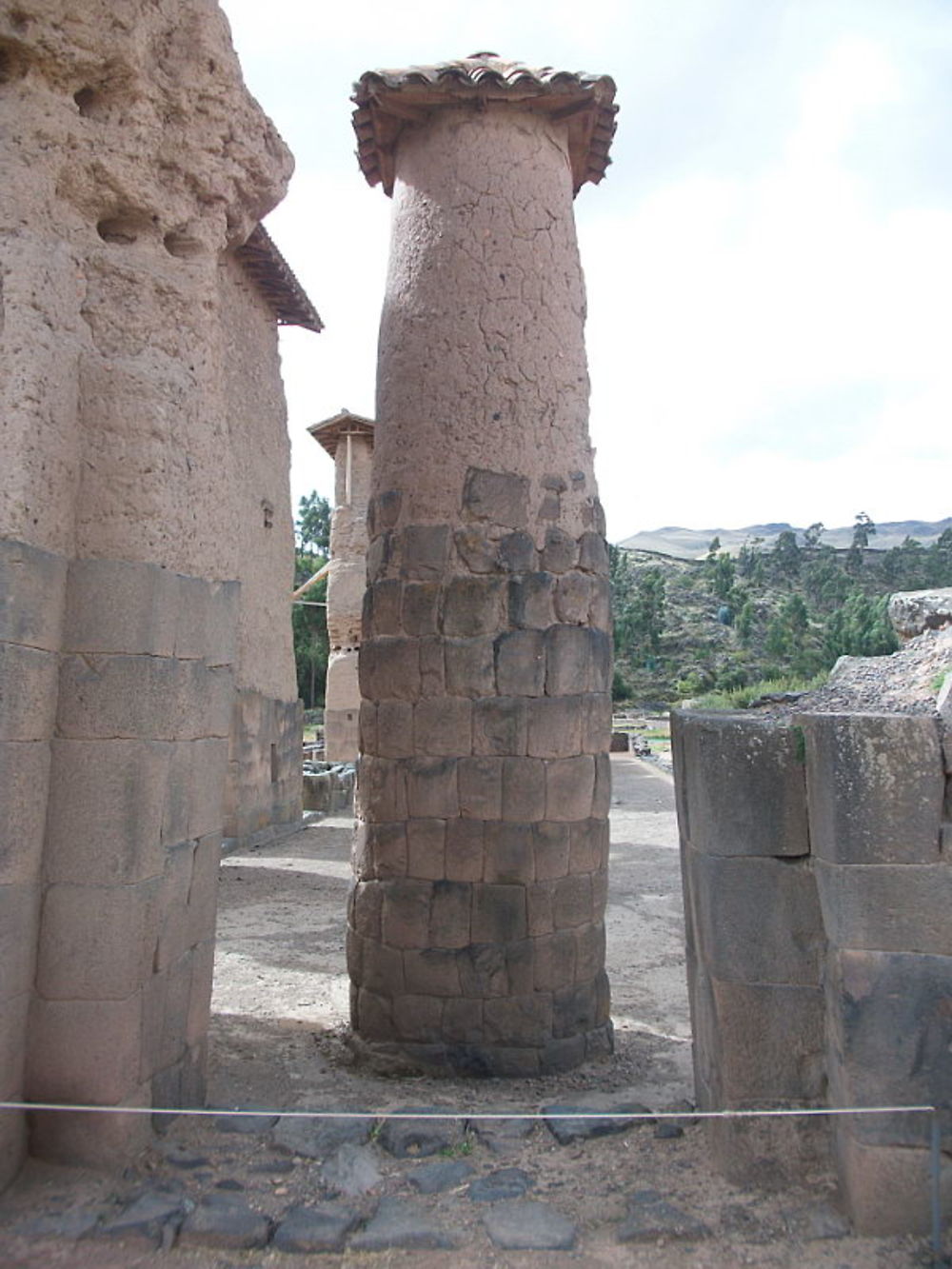 Temple de Wiracocha à Raqchi