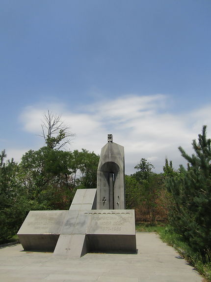 Monument aux arméniens morts en Afghanistan 