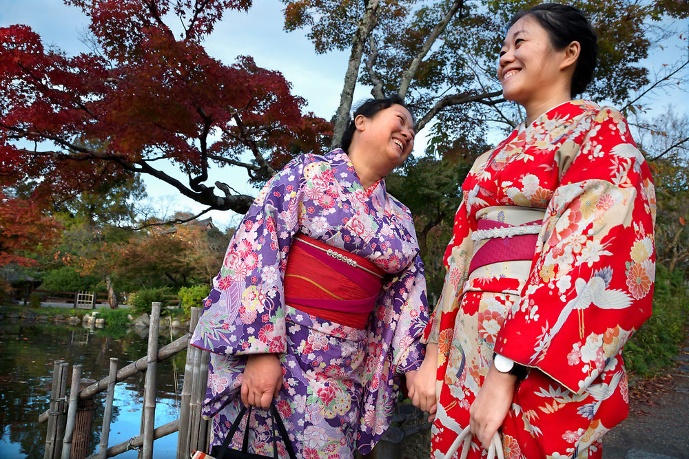 Moment de complicité sous les couleurs de Kyoto