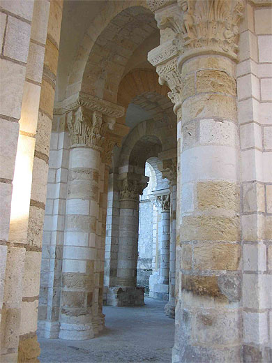 Abbaye de St Benoit sur Loire Abbaye de St Benoit sur Loire