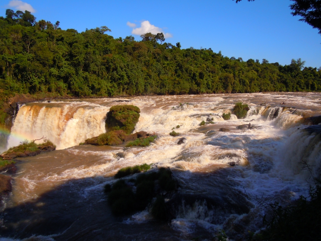 Saltos del Monday Saltos del Monday