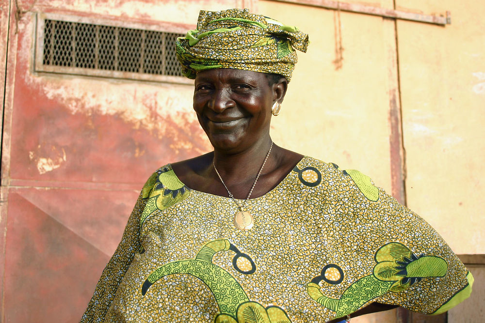 Maman peule au port de Mopti