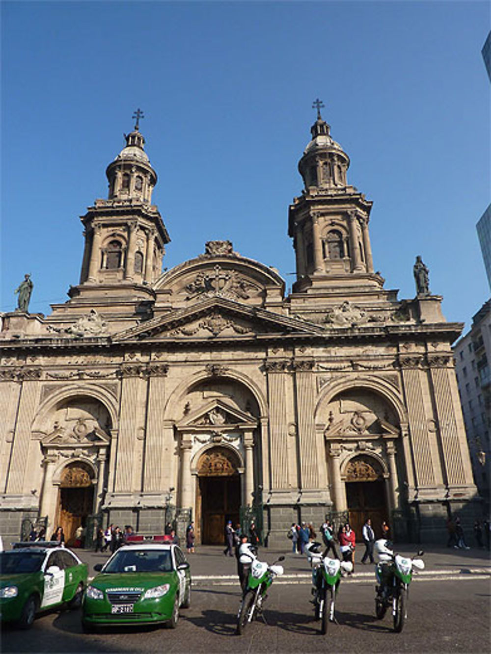 Une cathédrale bien gardée