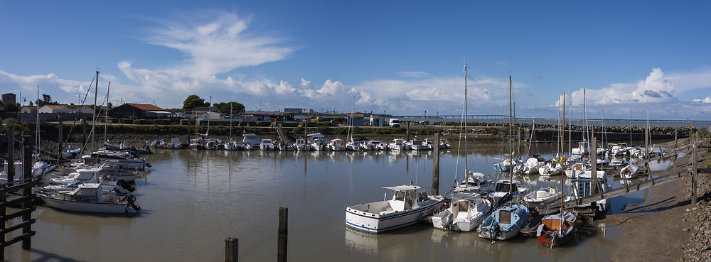 Port du Plomb à Lauzière, commune de Nieul Sur Mer