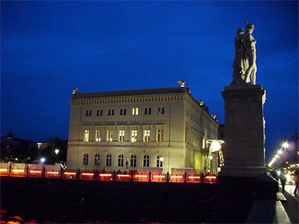 Kommandantenhaus de nuit