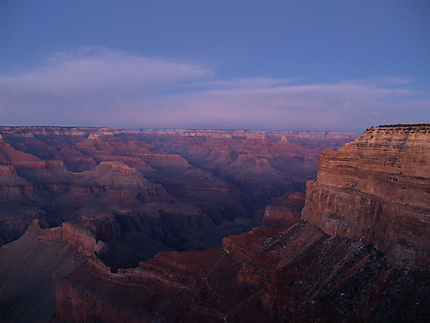 Le Grand Canyon à la nuit tombée