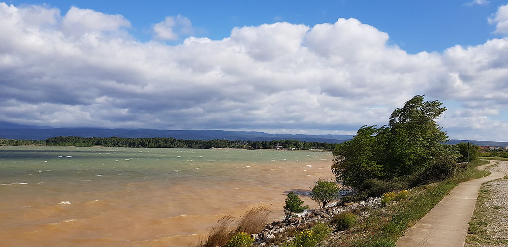 Lac de Jouarres