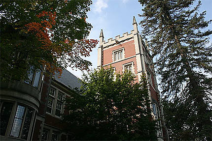 Bowdoin College-Hubbard Hall