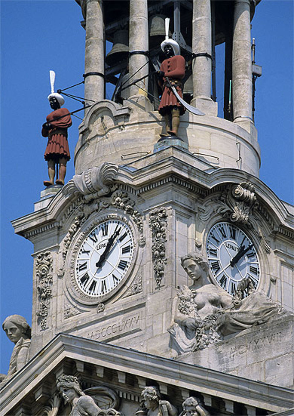 Campanile, hôtel de ville, Cambrai