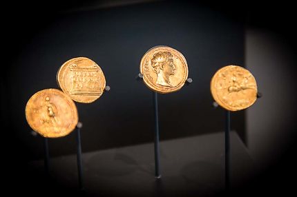 Besançon, monnaies à l'effigie d'Auguste