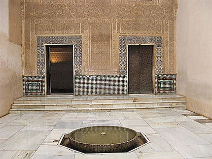 Entrée de la partie privée du palais Nasrides