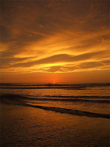 Coucher de soleil sur la plage de Huanchaco