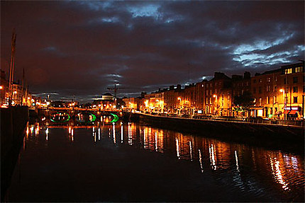 Dublin by night
