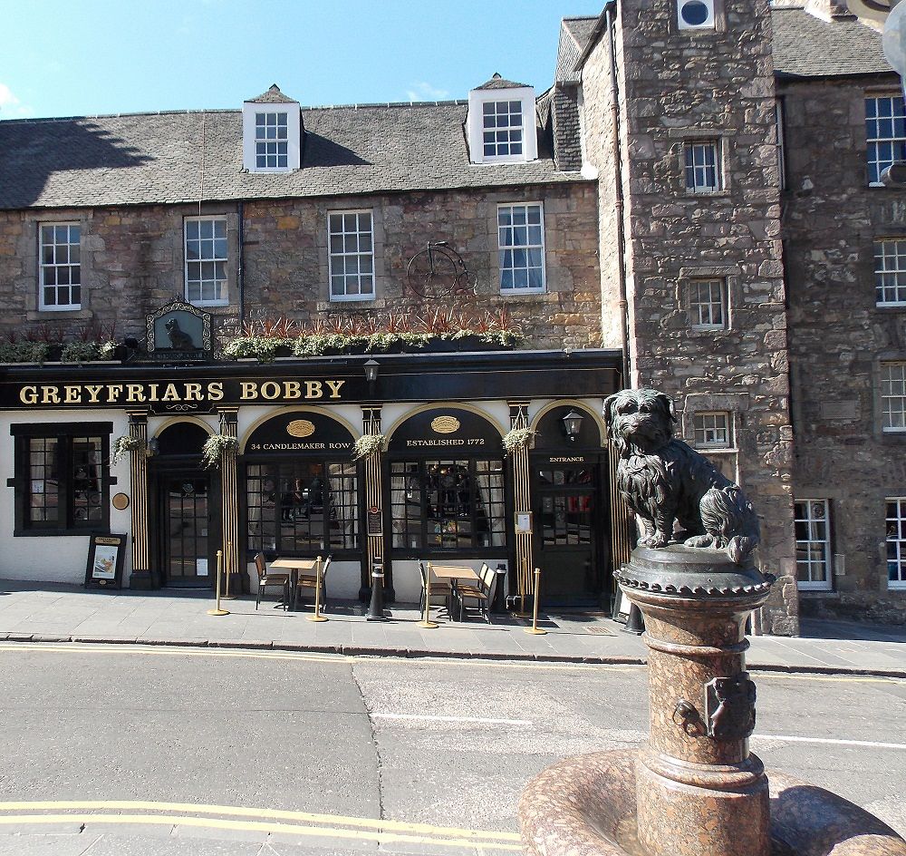 Statue de Greyfriars Bobby à Édimbourg