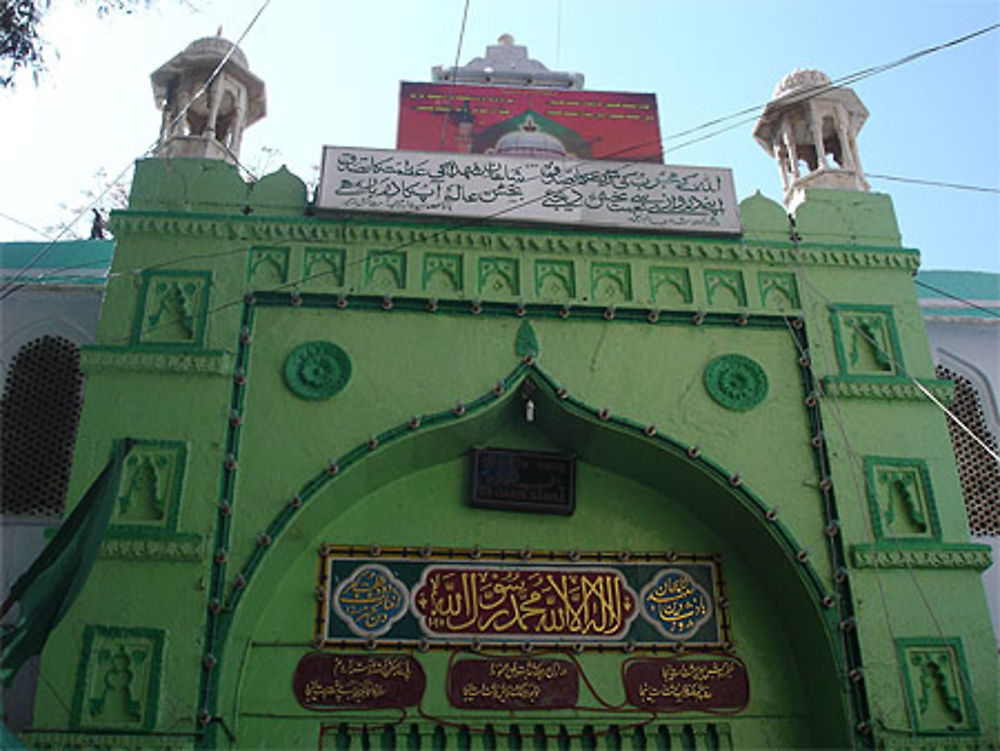 Porte de la Dargah de Moinuddin Chishti